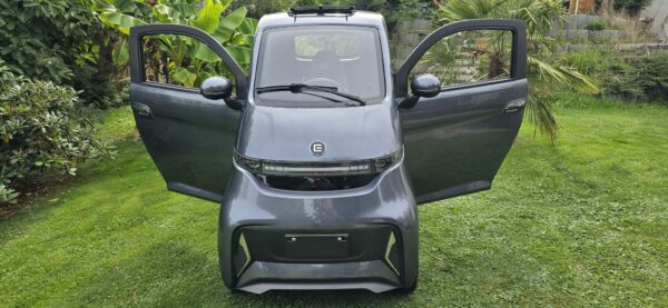 Econelo Nelo 4.3 (Messefahrzeug) – Bild 6